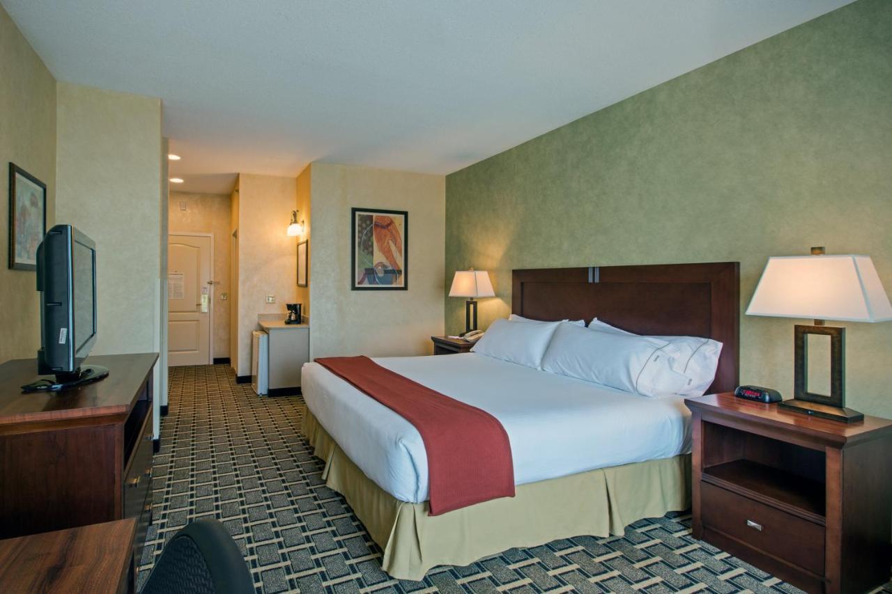 Holiday Inn Express Hotel & Suites Youngstown North-Warren/Niles, An Ihg Hotel Zewnętrze zdjęcie