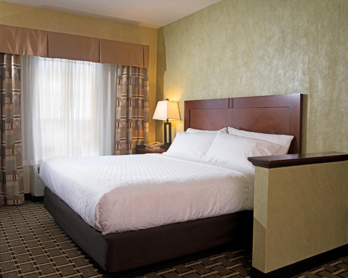 Holiday Inn Express Hotel & Suites Youngstown North-Warren/Niles By Ihg Zewnętrze zdjęcie