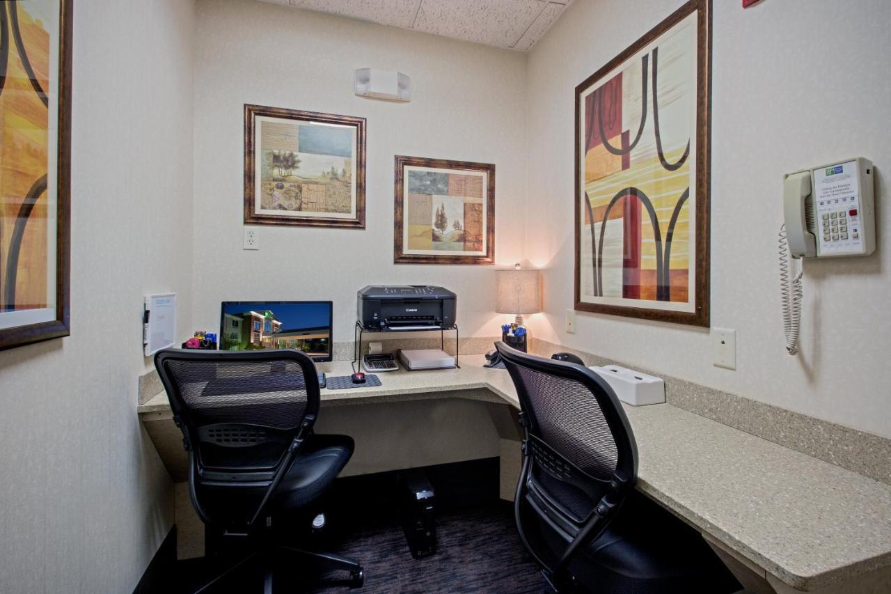 Holiday Inn Express Hotel & Suites Youngstown North-Warren/Niles By Ihg Zewnętrze zdjęcie